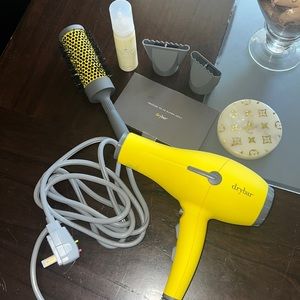 Dry bar ultimate blow dryer